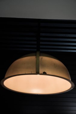 Süsleme için sarı lamba, Tayland.