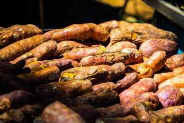 Izgara tatlı patates, Tayland.