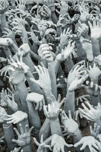 Rong Khun Tapınağı, Tayland 'da el işi sanatları..