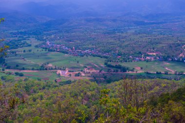 Tayland 'ın Lampang eyaletindeki Pan şehrinin en iyi manzarası
