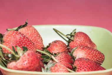 Kasede kırmızı çilek, Tayland