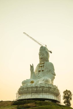 Quan Yin heykeli Huay Plakang tapınağında yapım aşamasında, Tayland