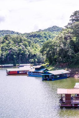 Manzaralı Kio Lom Barajı, Tayland