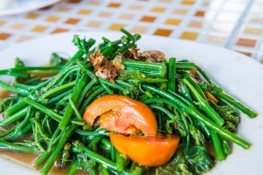 Tavada kızartılmış Sayate dilek Kosovalı tuzlu, Tay gıda, Tayland tarzı.