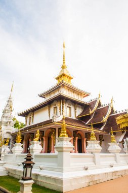 Chiangmai, Tayland 'daki Darabhirom Ormanı Manastırı' ndan Phra Chao Than Jai Mondop.