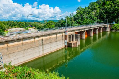 Manzaralı Kio Lom Barajı, Tayland