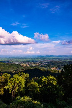 KM 12 'den bakıldığında dağ manzarası, Chiang Rai vilayeti.