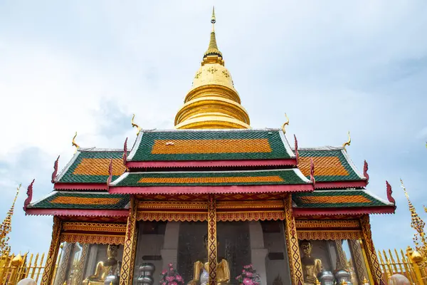 Phra, Tayland 'ın Lumphun eyaletindeki Hariphunchai tapınağı..