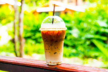 Plastik Bardakta Buzlu Latte Kahve, Tayland.