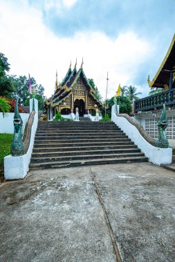 Mae Chaem bölgesindeki Phuttha Eoen tapınağı, Tayland.