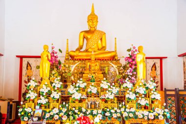 Nakhonsawan, Tayland 'da Altın Buda Heykeli veya Luang Phor Sri Sawan.