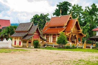 Phrathat Chang Khoeng tapınağı Mae Chaem bölgesinde, Tayland.