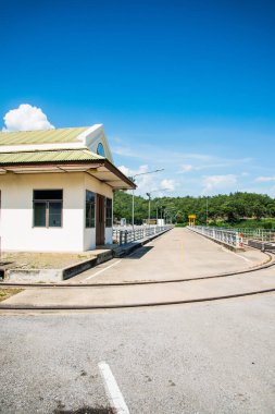 Mae Ping Ton Lang Barajı, Tayland Demiryolu ve Bölge Ofisi.