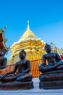 Wat Phrathat Doi Suthep tapınağının manzarası Chiang Mai, Tayland.