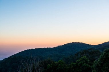 Chiangmai Eyaleti, Tayland 'da Sunset Time ile Dağ Silueti.
