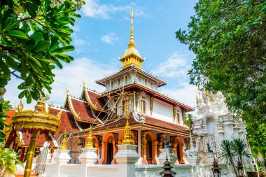 Chiangmai, Tayland 'daki Darabhirom Ormanı Manastırı' ndan Phra Chao Than Jai Mondop.