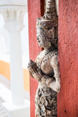 Tayland usulü yontma sanatı tapınakta, Tayland