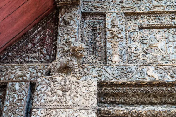 Antik Lanna sanatı Lai Hin Kaeo Chang Yuen tapınağında, Tayland