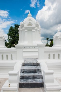 Pagoda veya Chedi, Suan Dok Tapınağı, Tayland