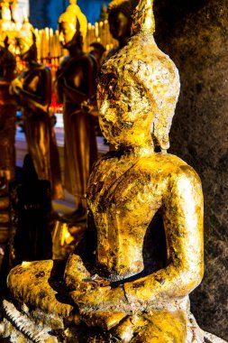 Tayland 'da Antik Buda Heykeli