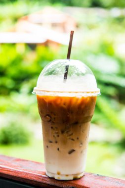 Plastik Bardakta Buzlu Latte Kahve, Tayland.