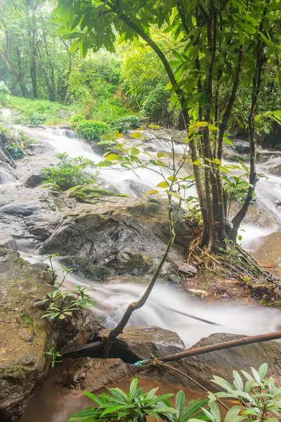 Maesa Noi Şelalesi, Tayland
