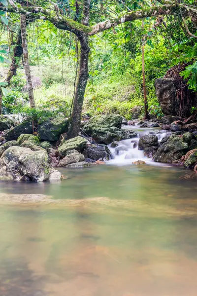 Ulusal Park, Tayland 'daki Şelale manzarası