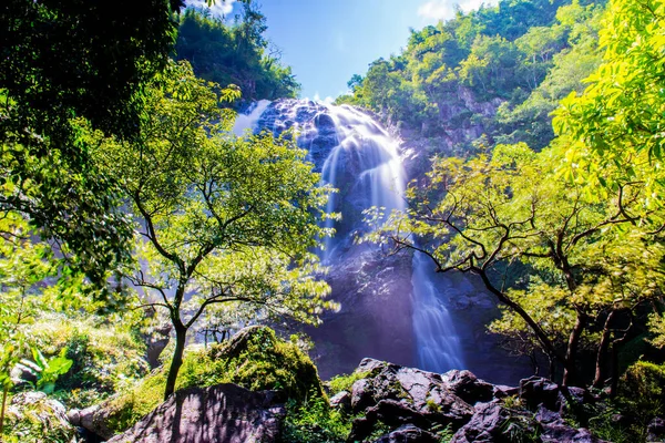 Khlong Lan Şelalesi Kamphaeng Phet Eyaleti, Tayland