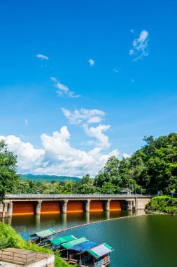 Manzaralı Kio Lom Barajı, Tayland