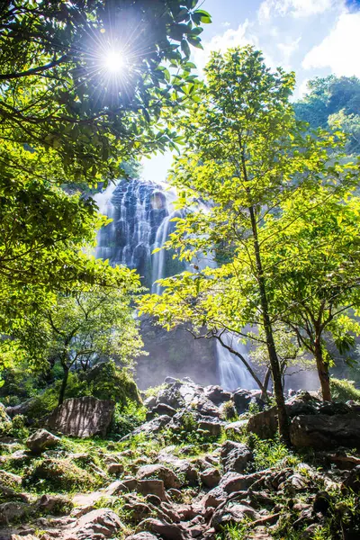 Ulusal Park, Tayland 'da Klonglan Şelalesi.
