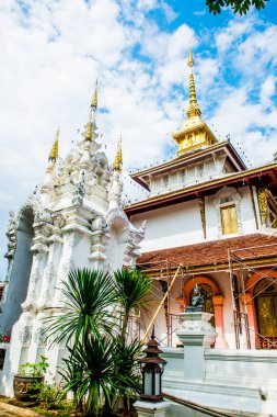 Chiangmai, Tayland 'daki Darabhirom Ormanı Manastırı' ndan Phra Chao Than Jai Mondop.