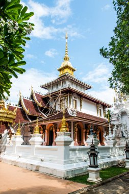 Chiangmai, Tayland 'daki Darabhirom Ormanı Manastırı' ndan Phra Chao Than Jai Mondop.