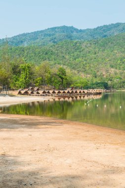 Tayland 'ın Chiangmai ilindeki Huay Tueng Tao Gölü manzarası.