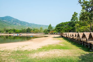 Tayland 'ın Chiangmai ilindeki Huay Tueng Tao Gölü manzarası.