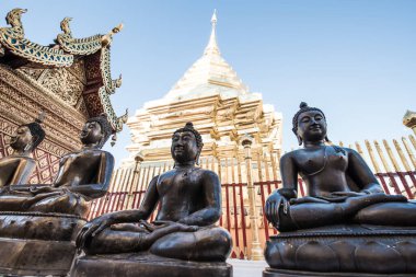 Wat Phrathat Doi Suthep tapınağının manzarası Chiang Mai, Tayland.