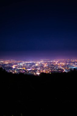 Tayland 'ın Chiangmai eyaletinin gece manzarası..