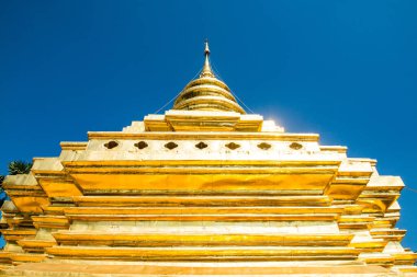 Wat Phra 'daki Altın Pagoda Si Chom Tanga Worawihan, Tayland.