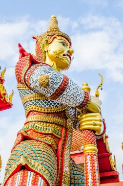 Tayland tarzı dev tapınakta, Tayland