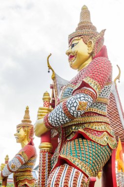 Tayland tarzı dev tapınakta, Tayland