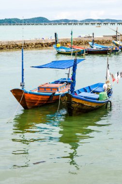 Tayland usulü deniz teknesi, Tayland.