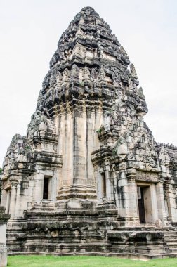 Prasat Hin Pimai pagoda Phimai tarihi parkında, Tayland.