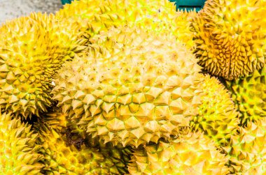 Durian meyveleri pazarda, Tayland usulü meyveler, Tayland