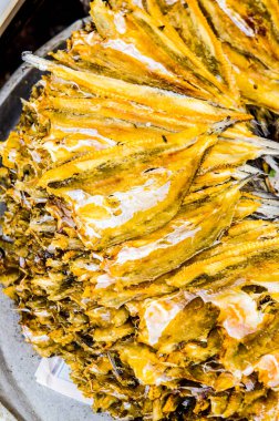 Taze pazarda kuru balık, Tayland