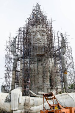 Büyük Suddha heykeli yapım aşamasında, Tayland.