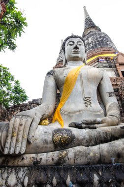 Tayland 'ın Ayutthaya ilinde Buda heykeli.