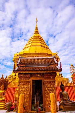 Chiangmai bölgesindeki Phrathat Doi Suthep tapınağı, Tayland.