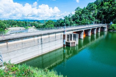 Manzaralı Kio Lom Barajı, Tayland