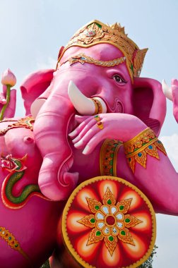 Tayland 'daki Ganesha heykelinin baş fotoğrafı..