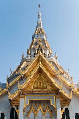 Sothorn Tapınağı 'ndaki kilise manzarası, Chachoengsao bölgesi, Tayland.