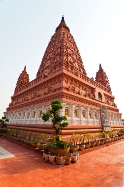 Tayland Nakhonsawan 'daki pagoda..